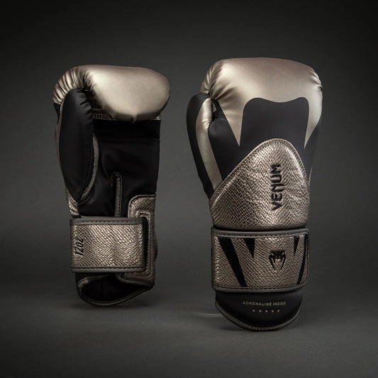 Venum Challenger 4.0 Scales Boxing Gloves - Silver/Black