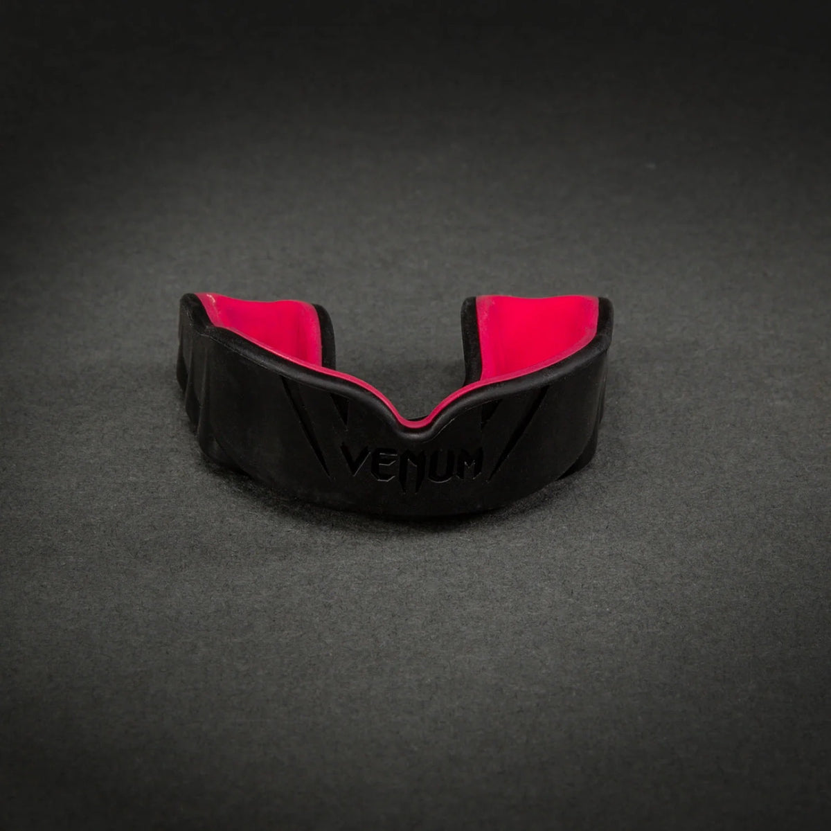Protector Bucal Venum Challenger - Negro/Rosa