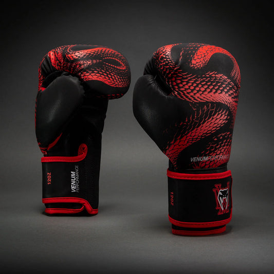 Venum Matupa - Black/Red/Silver (14oz)