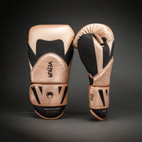 Venum Challenger 4.0 Scales Boxing Gloves - Rosa Perlado/Negro