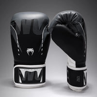 Venum Adrenaline - Negro/Gris Plata (12oz)