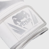 Venum Challenger 2.0 Boxing Gloves - Blanco/Plata